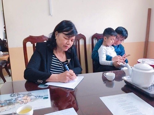 ha noi tim thay gia dinh be trai di lac nho phieu be ngoan 2.jpg