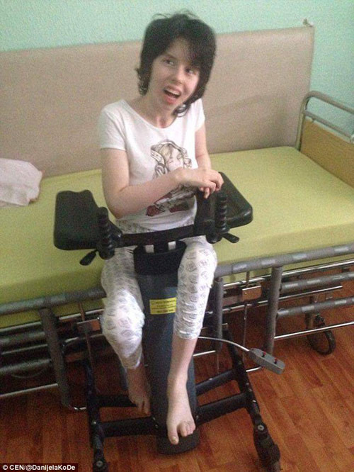 di de bi hon me nguoi me mo mat tinh day thay con da 7 tuoi 5.jpg