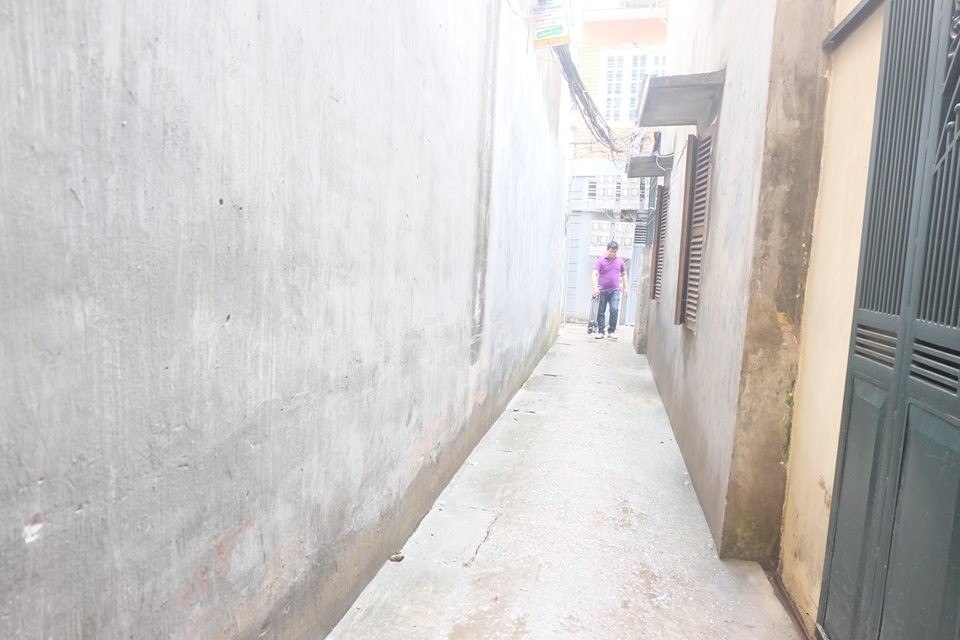 khoi to vu be gai o ha noi to hang xom xam hai tinh duc 4.jpg