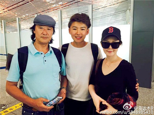 gap lai cau be mong co sau 6 nam lam hay dong trai tim hang trieu khan gia voi bai hat gap me trong mo d9.jpg