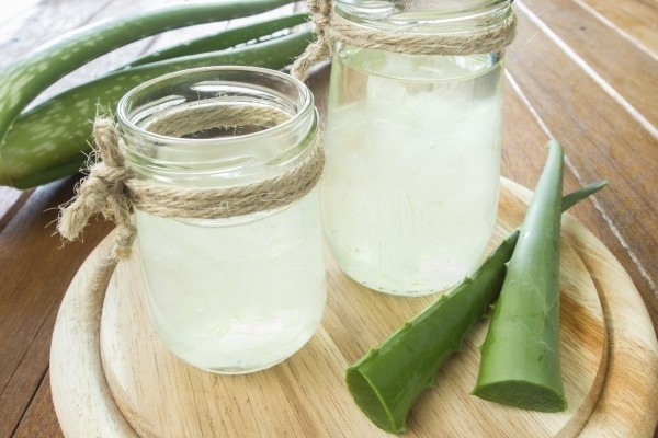 cach tri rung toc tu nuoc ep lo hoi