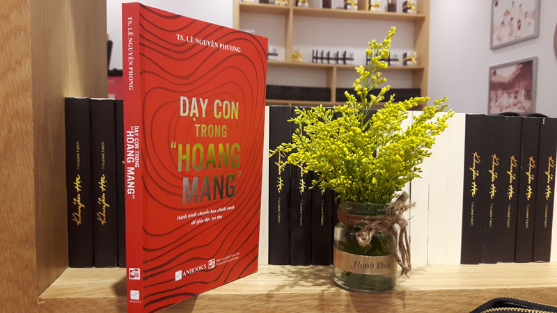 day con trong hoang mang