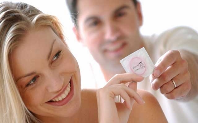 condom love 1