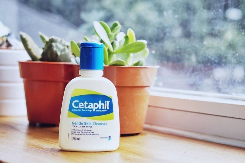 sua-rua-mat-cetaphil