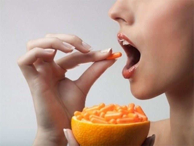 uống acid folic trước khi mang thai bằng viên bổ sung