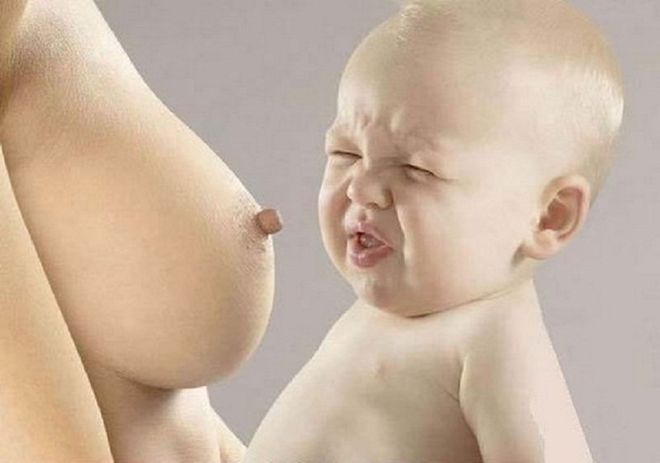 Trẻ không muốn bú, bú chậm Trẻ không muốn bú, bú chậm