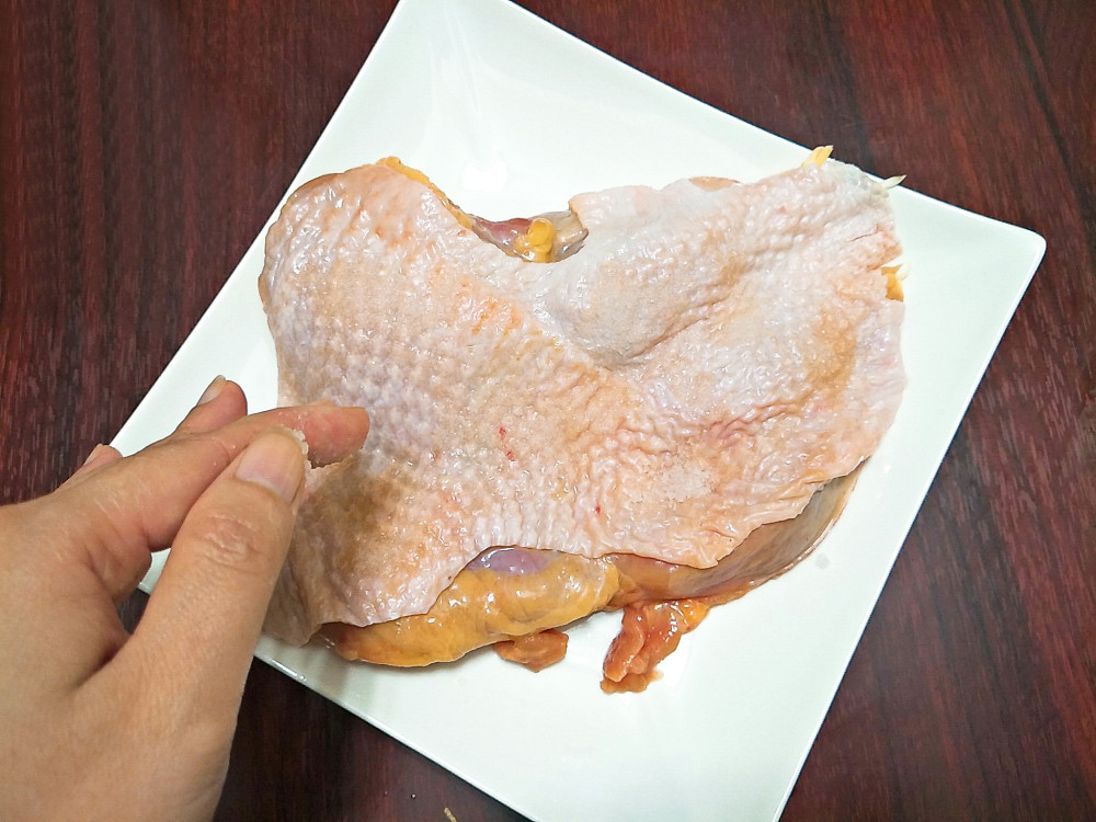 sơ chế thịt gà trước khi nấu