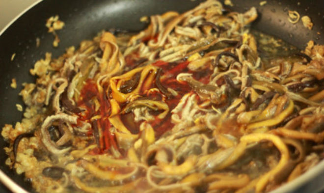 lươn xào