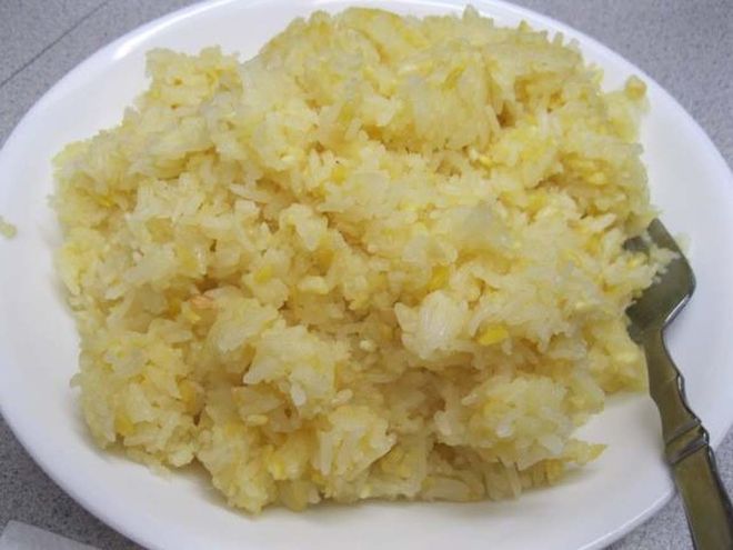 xôi chín cho ra đĩa