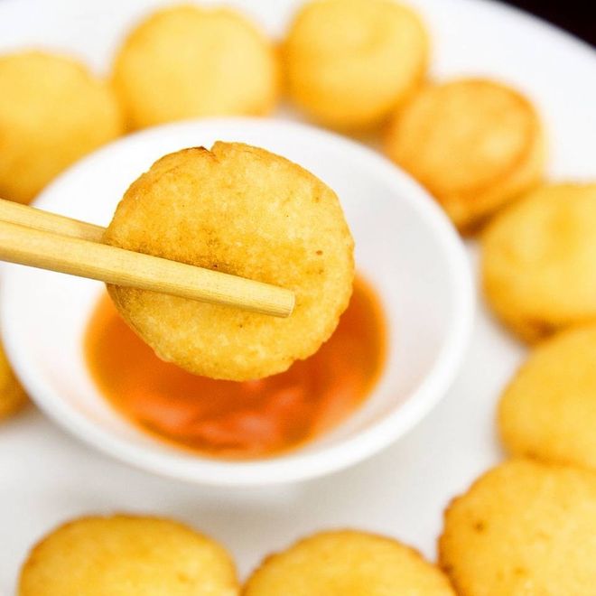 xôi chiên chấm tương