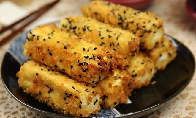đậu chiên xù với vừng