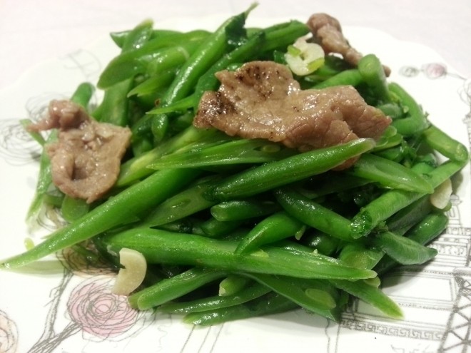 thịt bò xào đậu que