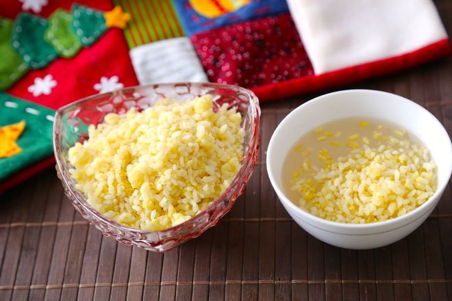 Xôi vò miền Bắc ăn kèm chè đường, chè hoa cau