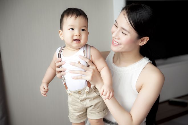 mẹ và bé