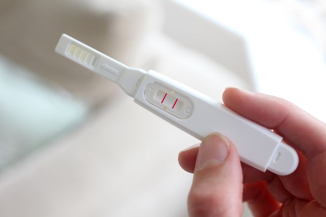Que thử trứng rụng