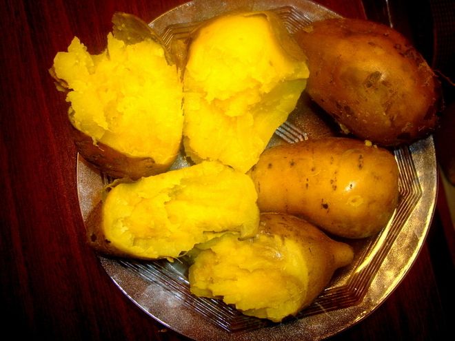 hấp khoai lang bằng xửng hấp