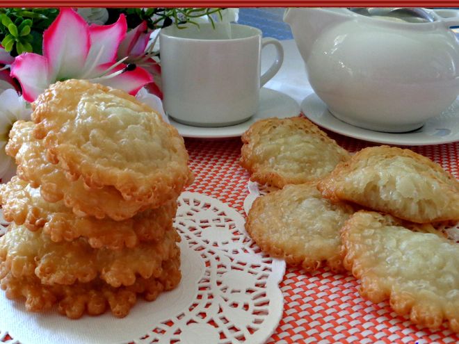 bánh tai yến
