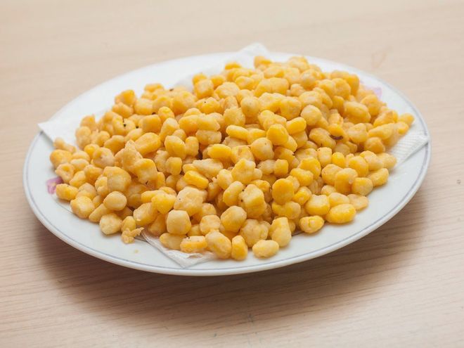 ngô chiên bơ