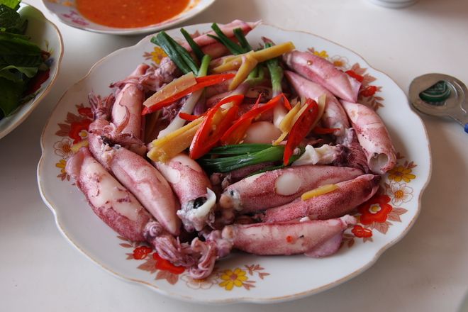 mực trứng hấp sả