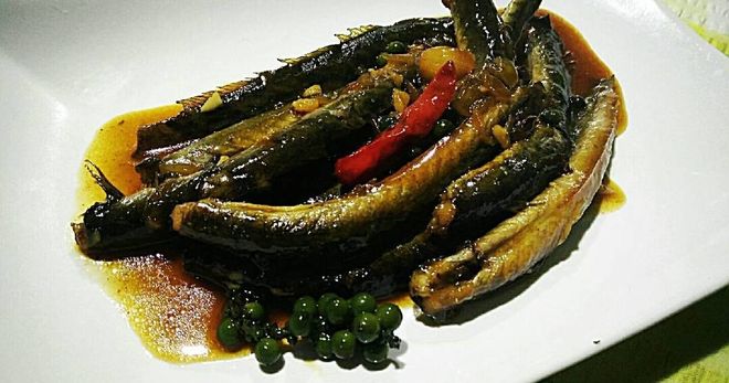 cá kèo kho tiêu