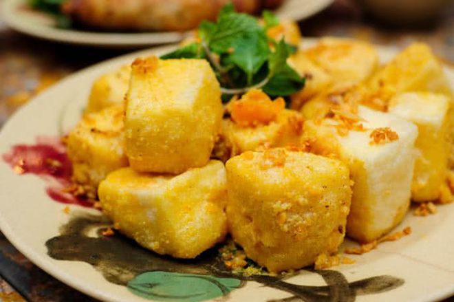 món đậu chiên với trứng muối
