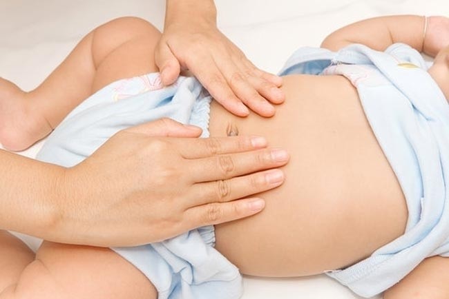cách chữa táo bón cho trẻ sơ sinh