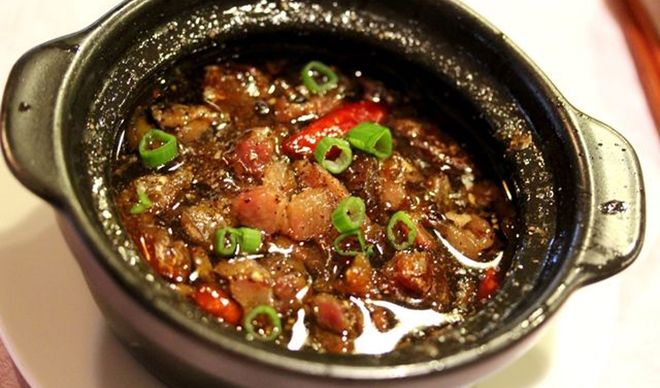 ba chỉ kho quẹt
