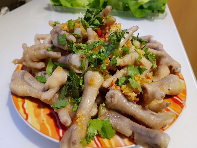 chân gà chua ngọt