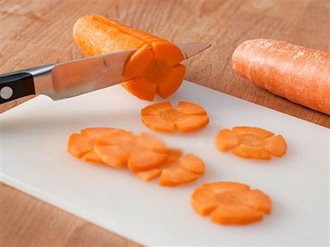cà rốt tỉa hoa