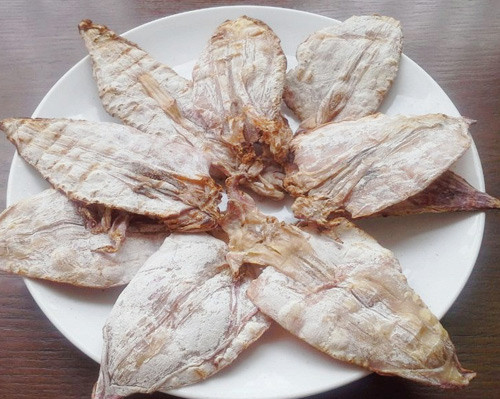 nướng mực qua với lửa