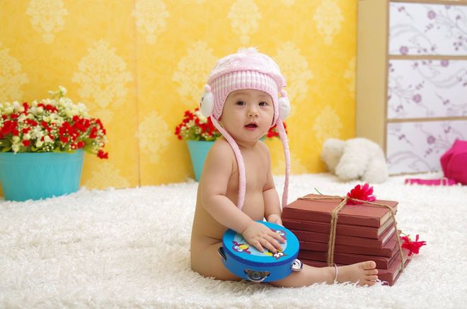 bé tập nói ba ba