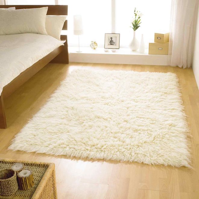 bé tập đi hay bị ngã