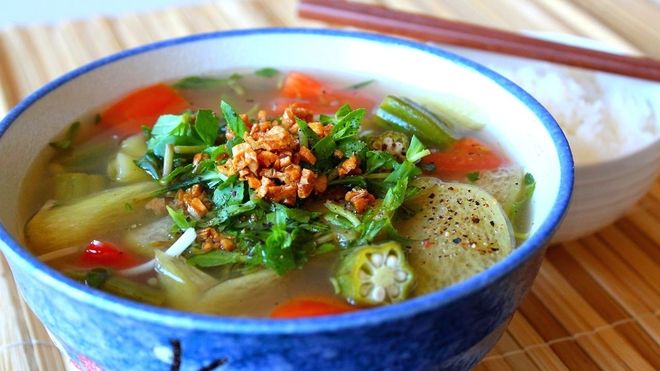 hoàn thành nấu canh chua cá lóc