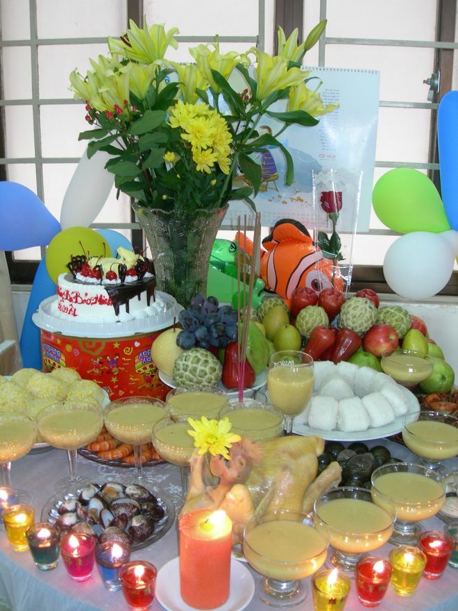 bàn cúng đầy tháng cho bé