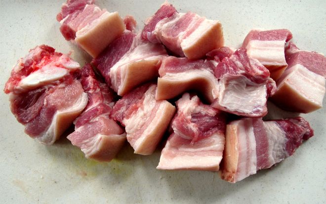 thịt ba chỉ thái lát vuông