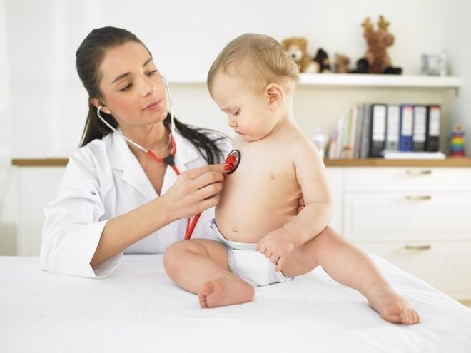 bé hay bị ọc sữa