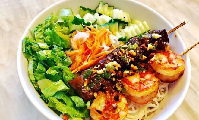 bún thịt heo hấp dẫn