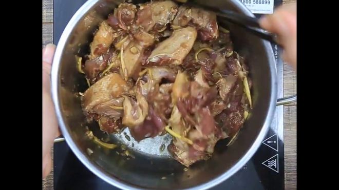 đảo thịt vịt
