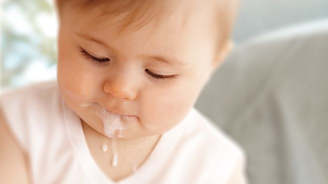 trào ngược dạ dày sinh lý