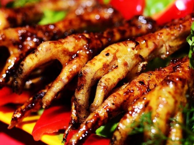 chân gà nướng
