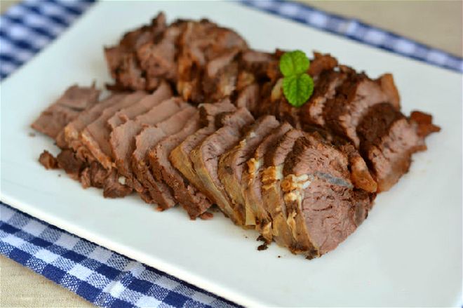 bắp bò luộc gừng