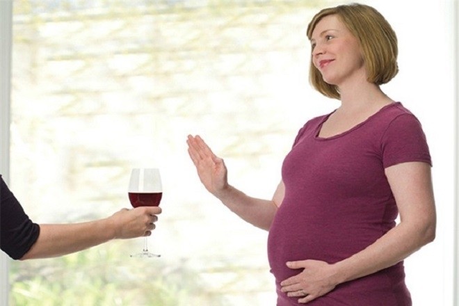 mẹ bầu nói không với rượi bia