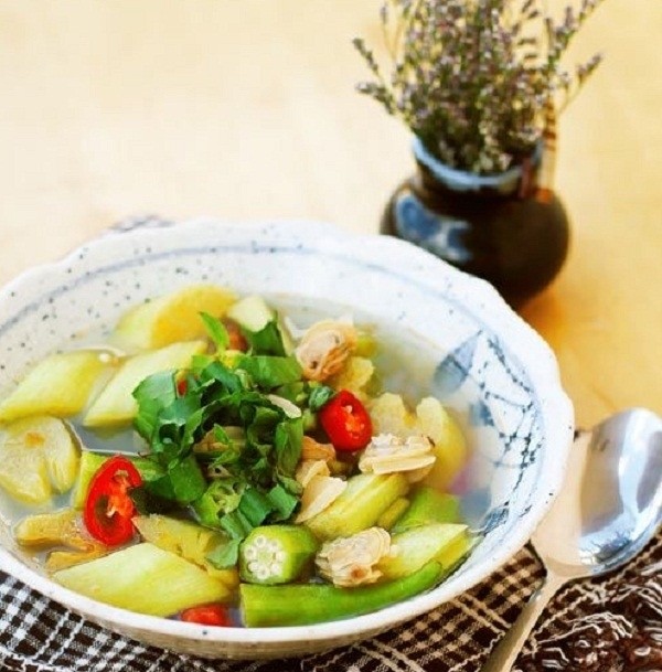 canh ngao nấu dọc mùng chua ngon.
