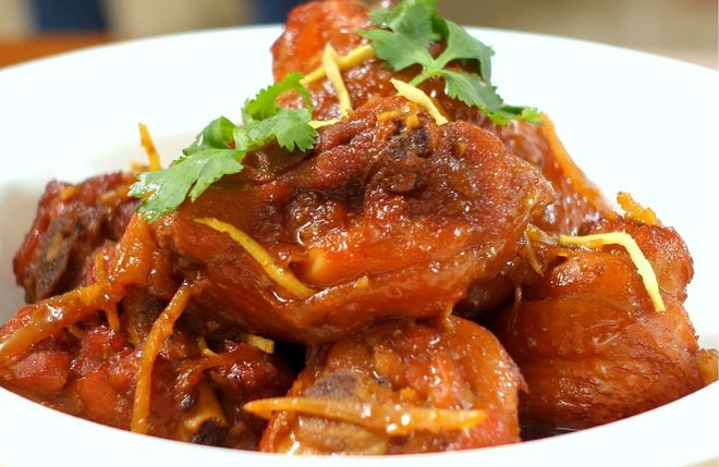 món gà kho gừng thơm ngon