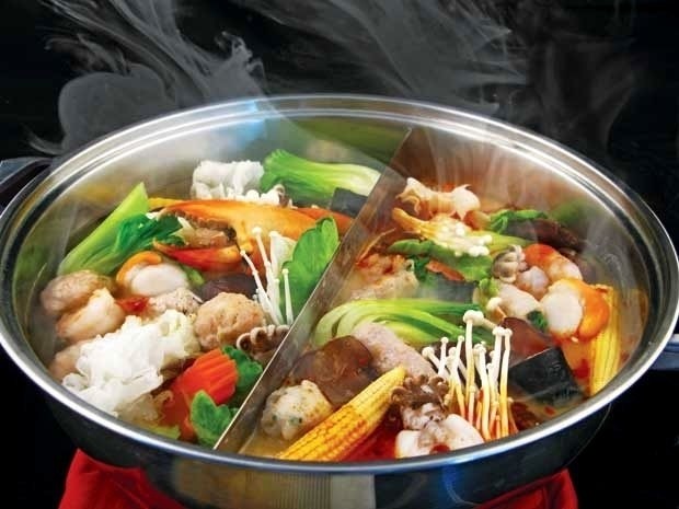 lẩu gà nấm