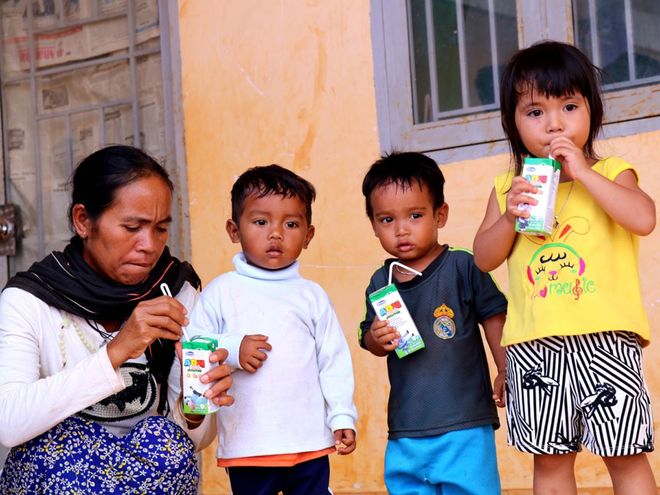 trẻ nghèo đói