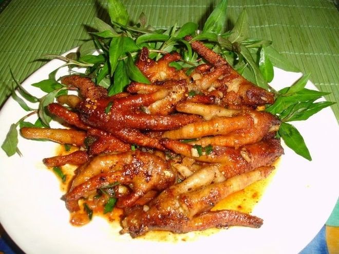 chân gà chiên mắm
