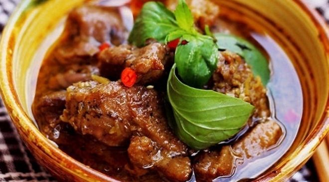 vịt kho sả ớt
