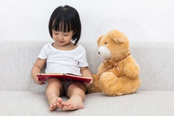 bé và gấu