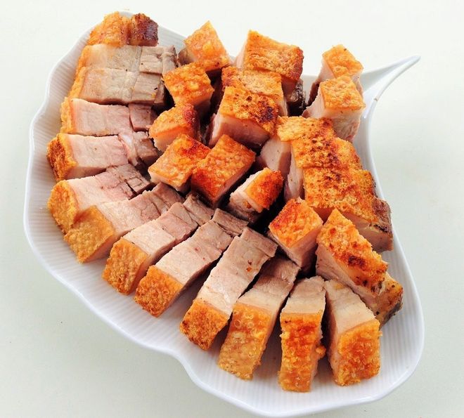 cách rán thịt lợn truyền thống